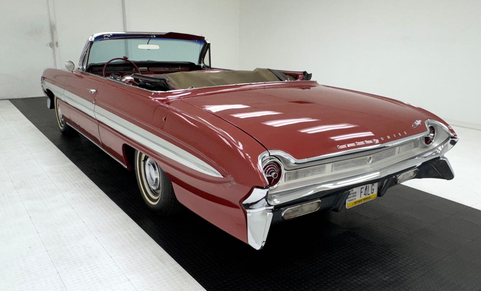 1961 Oldsmobile Starfire - Convertible, foto 6
