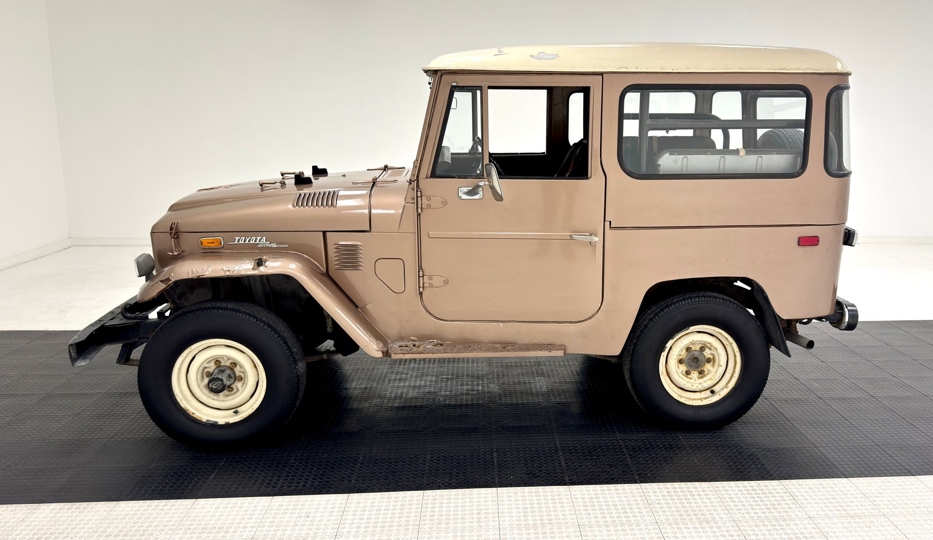 1973 Toyota Land Cruiser - FJ40, foto 2