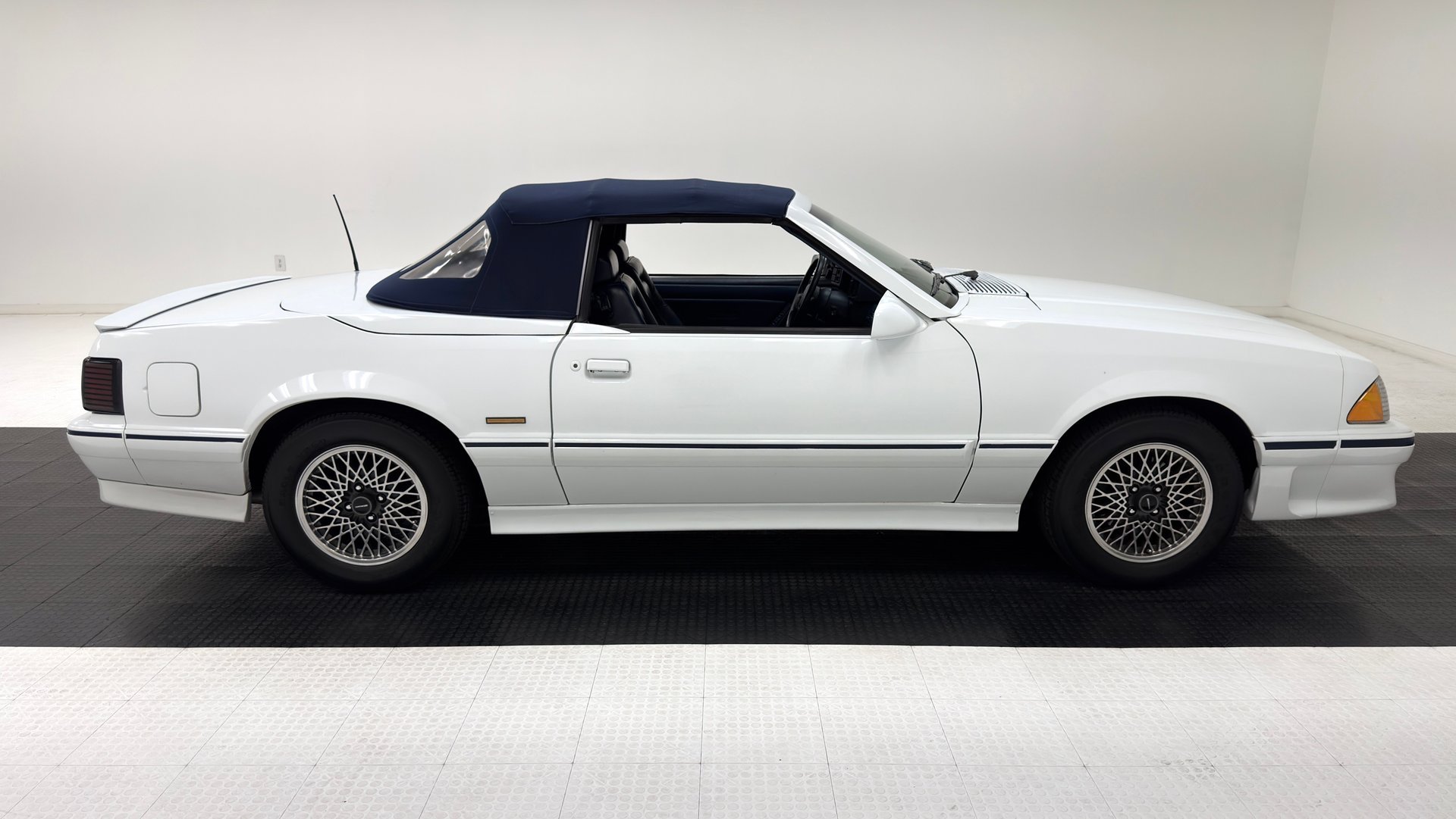 1987 Ford Mustang - Mustang Convertible, foto 9
