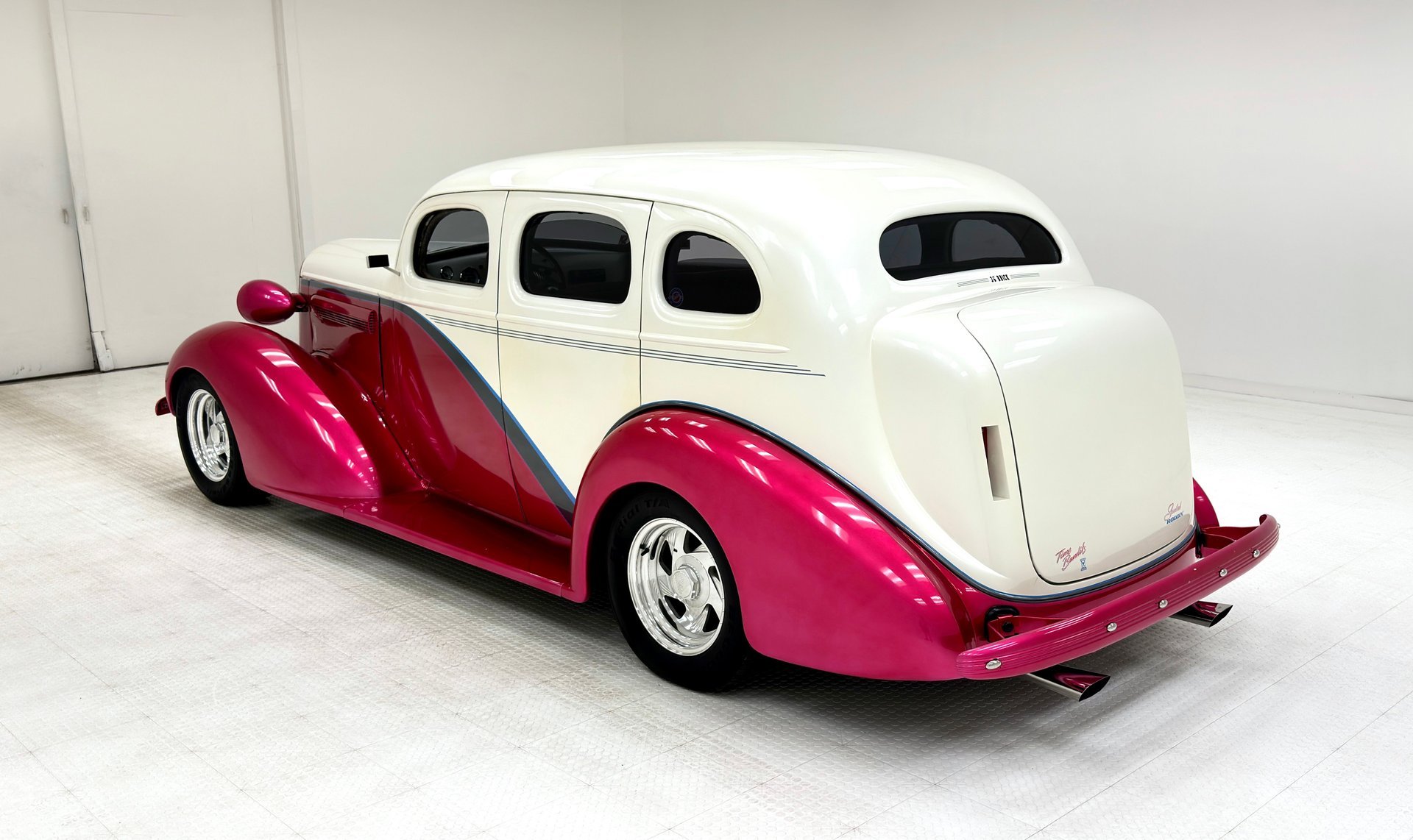 1936 Buick Series 40 - Special 4 Door Sedan, foto 3