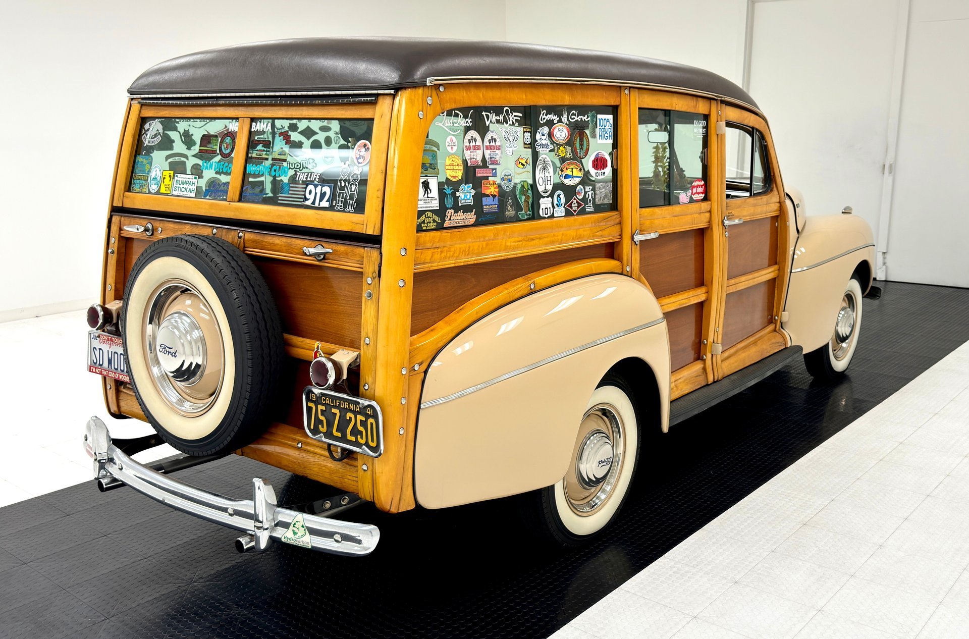 1941 Ford Super Deluxe - Woody Station Wagon, foto 5