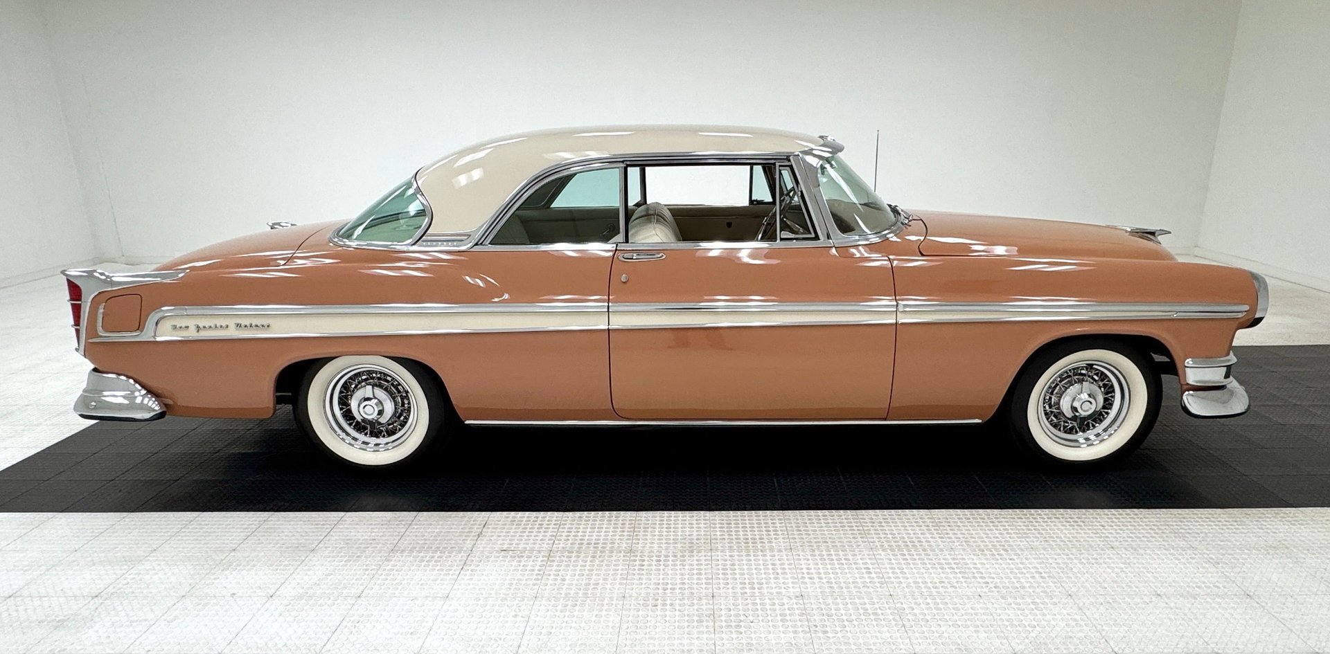 1955 Chrysler New Yorker - Deluxe Hardtop, foto 6