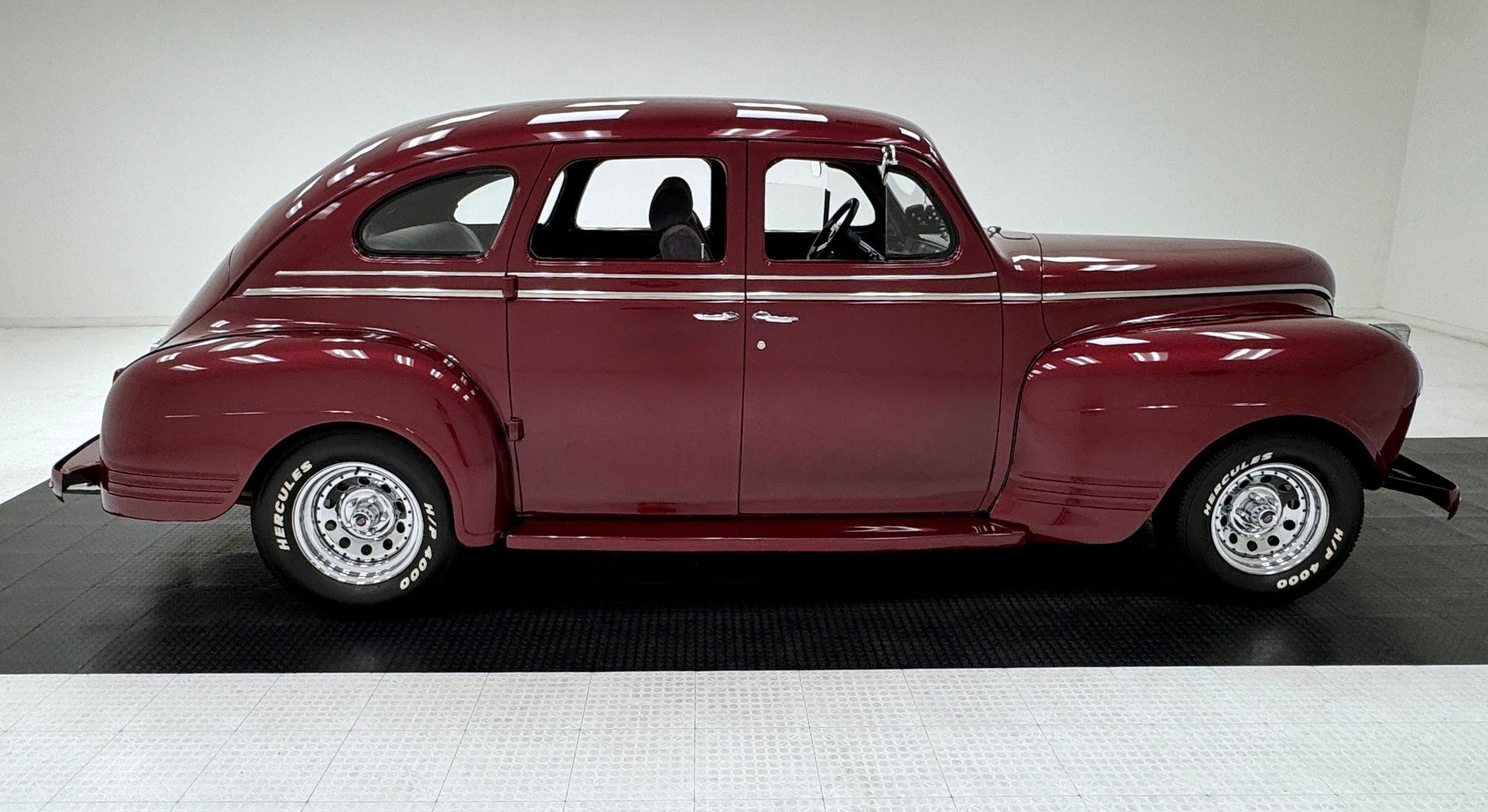 1941 Plymouth P12 - P12 4 Door Sedan, foto 6