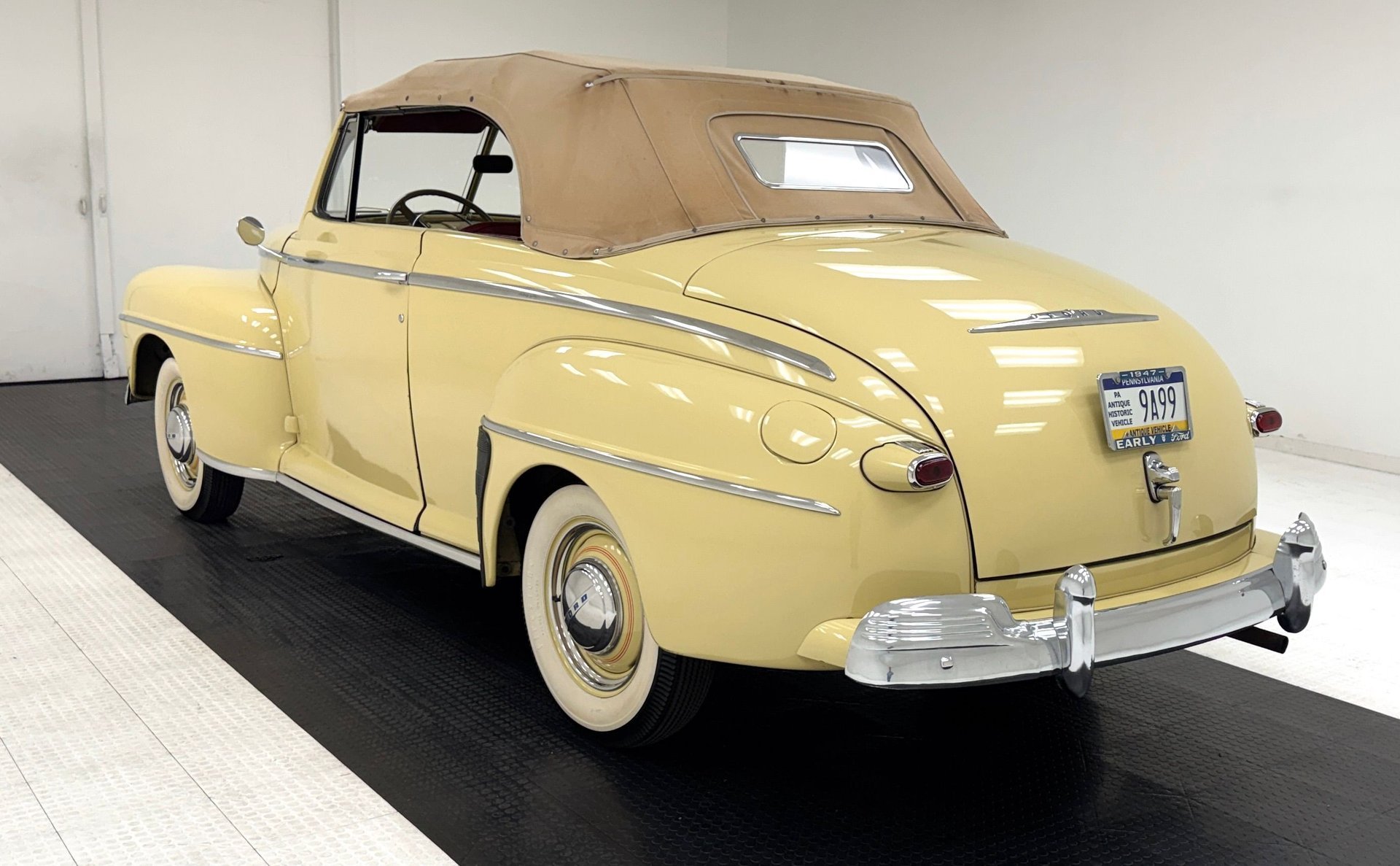1947 Ford Super Deluxe - Convertible, foto 5