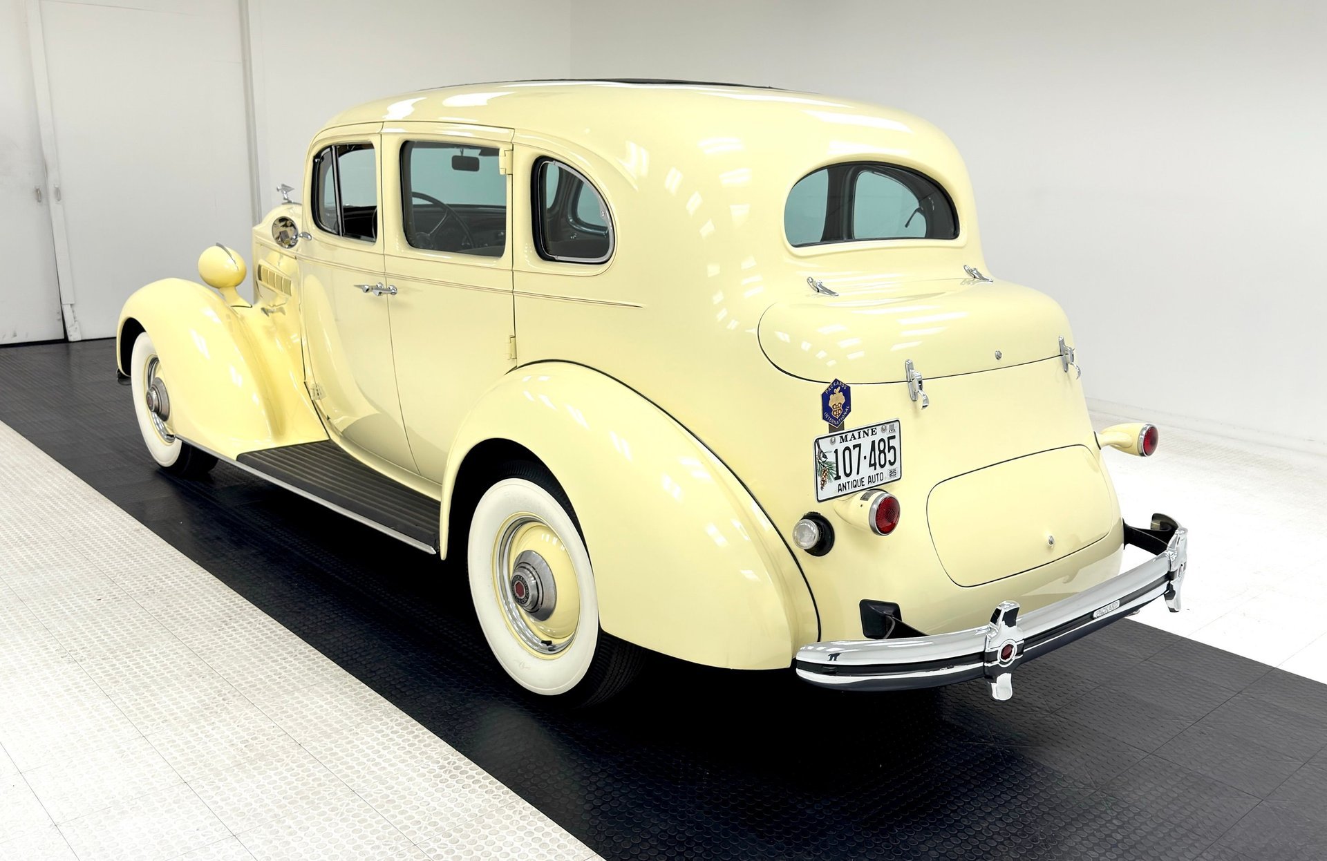1936 Packard 120 - Sedan, foto 3