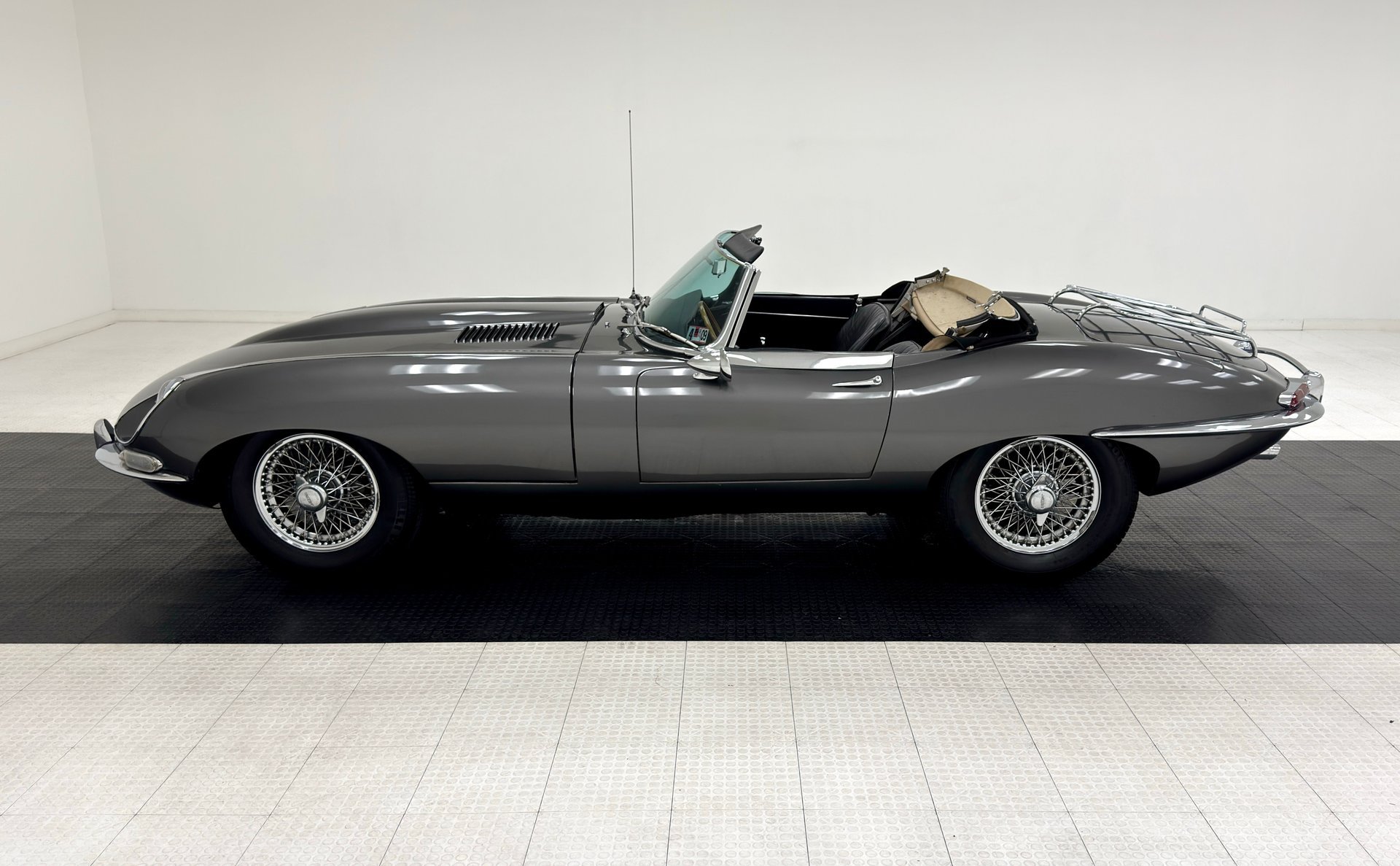 1967 Jaguar E-Type SI - Series 1 Roadster, foto 4