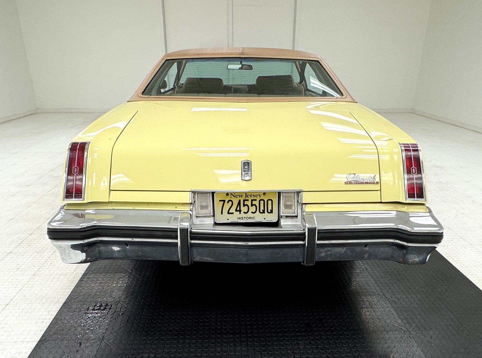 1976 Oldsmobile Cutlass - Salon Hardtop, foto 4