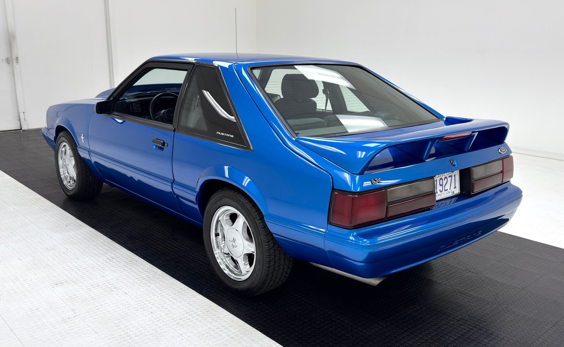 1989 Ford Mustang - LX Hatchback, foto 3