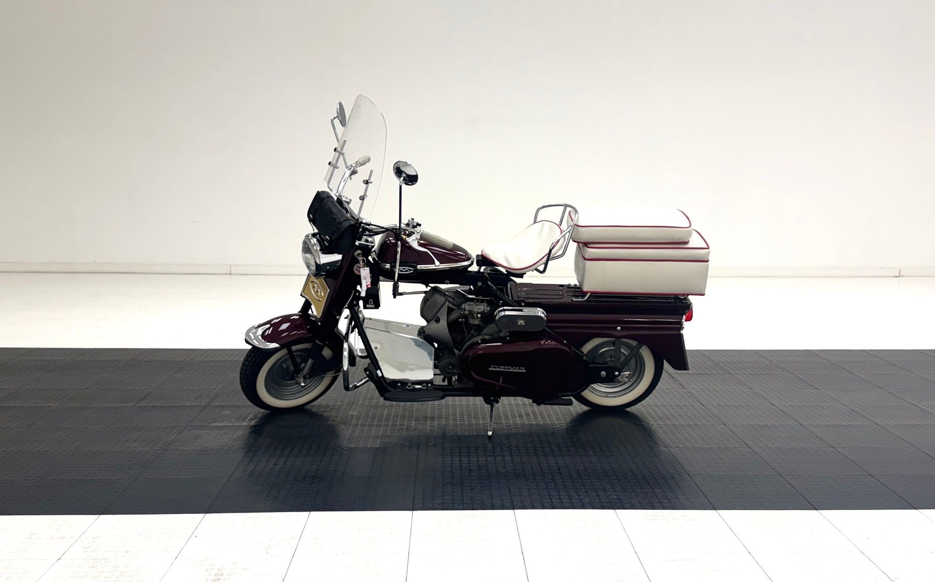 1965 Cushman Eagle, foto 1