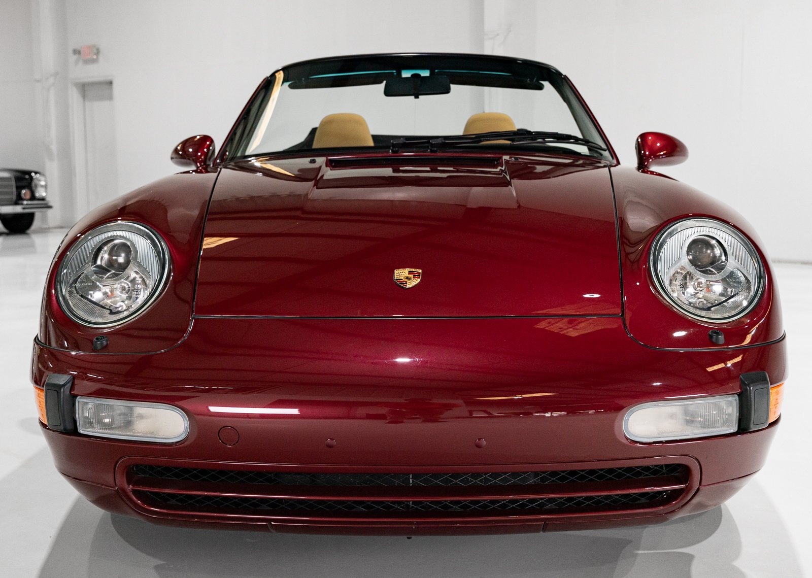 1998 Porsche 911 / 993 Carrera - CARRERA CABRIOLET (SIX-SPEED MANUAL, ONLY 9,540 MILES) SIX-SPEED MANUAL, ONLY 9,540 MILES, foto 6