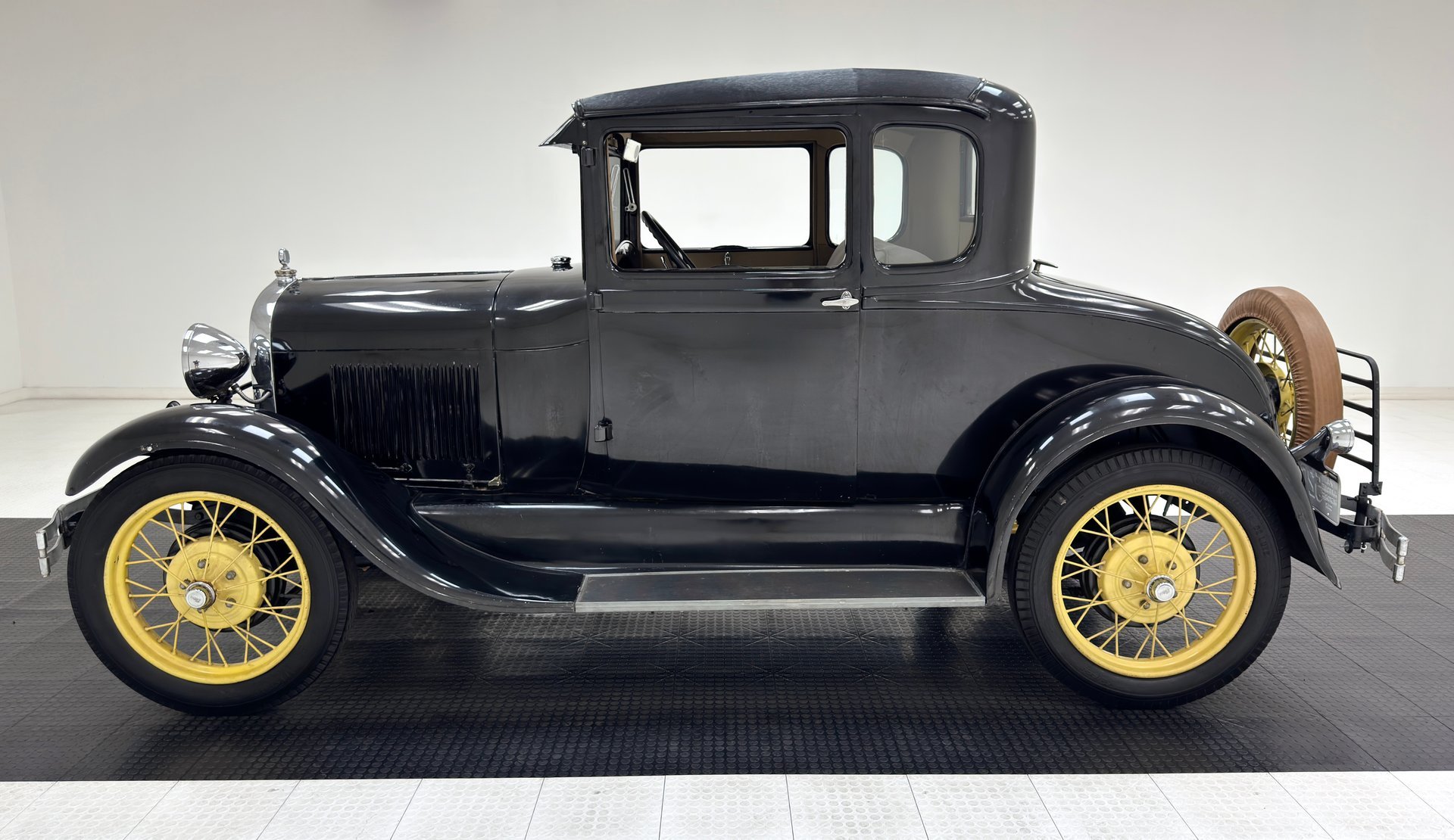 1929 Ford Model A - Standard Coupe, foto 2