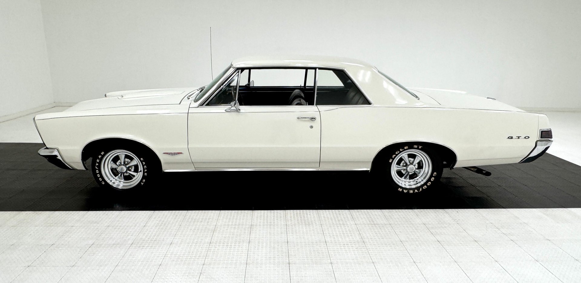 1965 Pontiac GTO - Hardtop, foto 2
