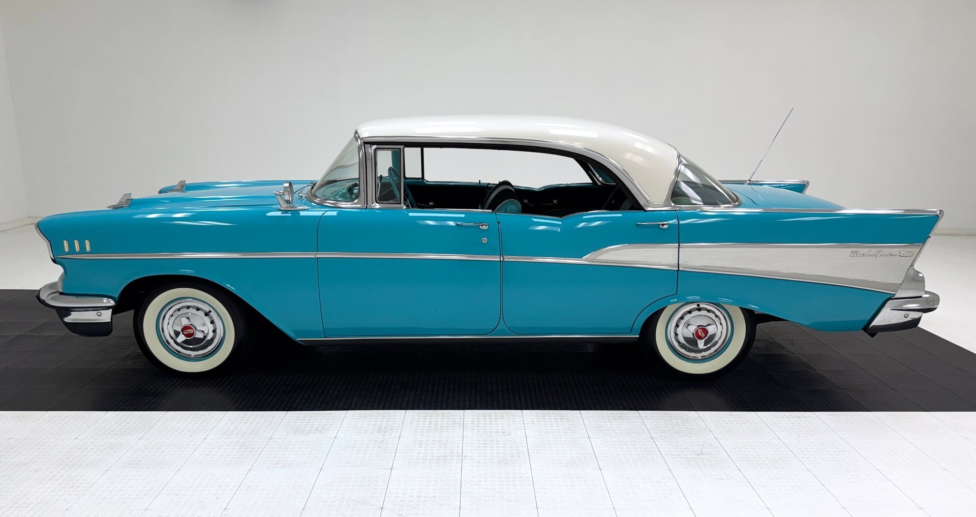 1957 Chevrolet Bel-Air - 4-Door Hardtop, foto 2