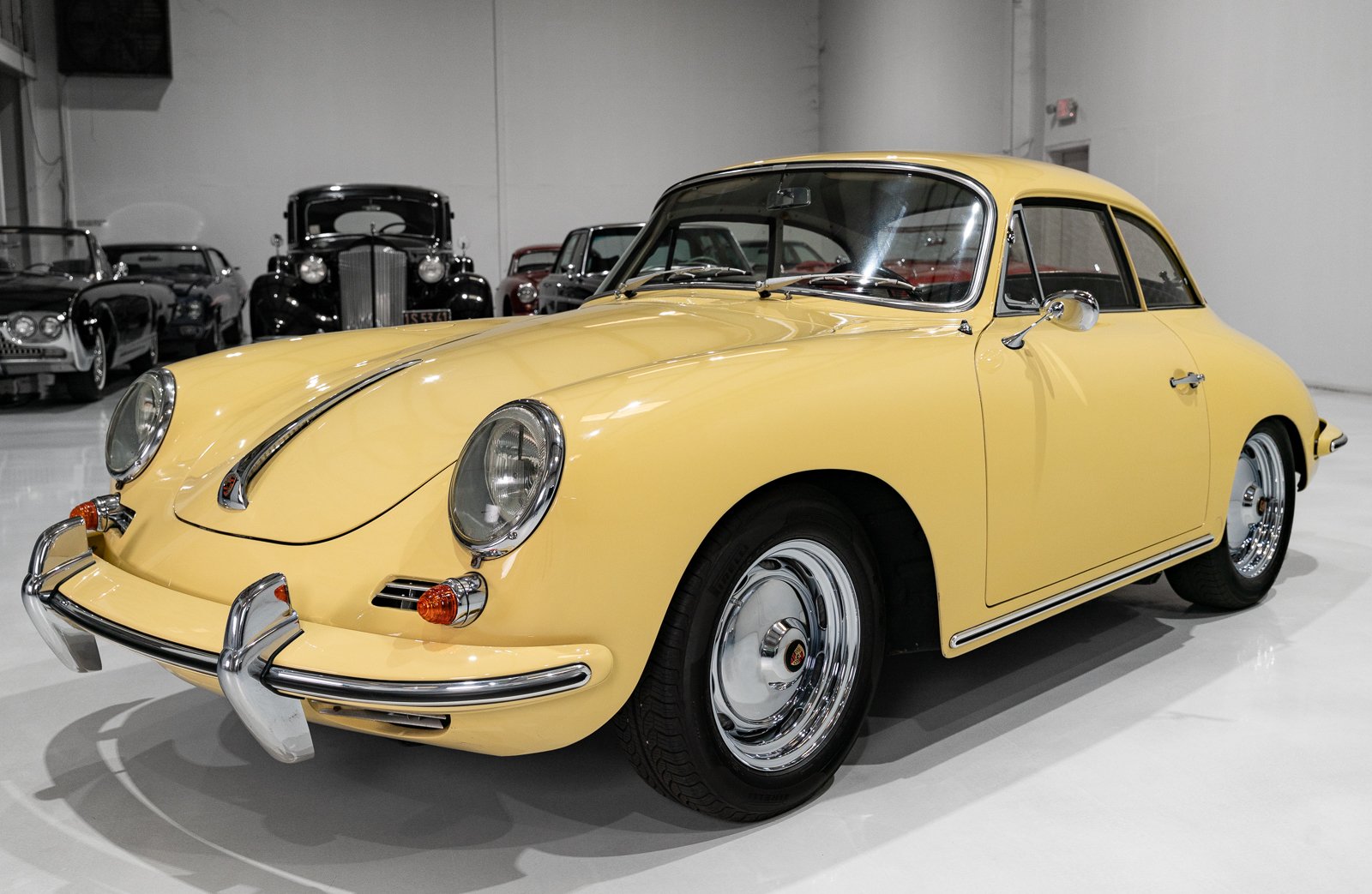 1962 Porsche 356 - T6 1600 NOTCHBACK COUPE BY KARMANN Coupe, foto 3