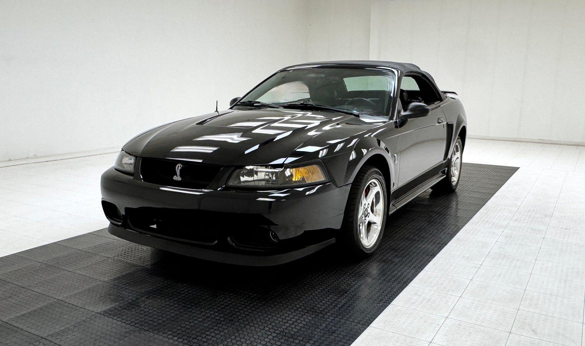 2001 Ford Mustang - Cobra Convertible, foto 1