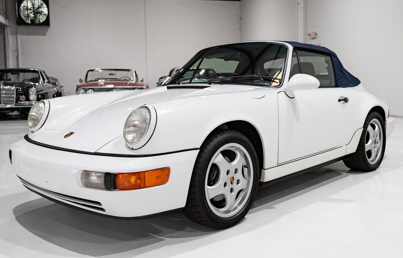 1993 Porsche 911 / 964 Carrera - CARRERA 2 CABRIOLET (FIVE-SPEED MANUAL) FIVE-SPEED MANUAL, foto 5