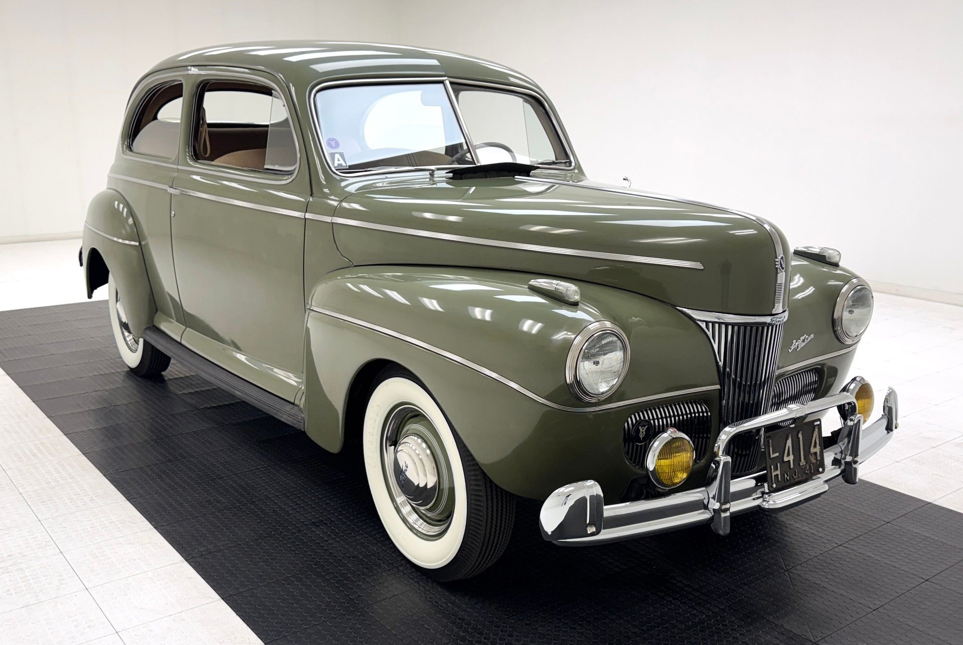 1941 Ford Super Deluxe - Tudor Sedan, foto 7