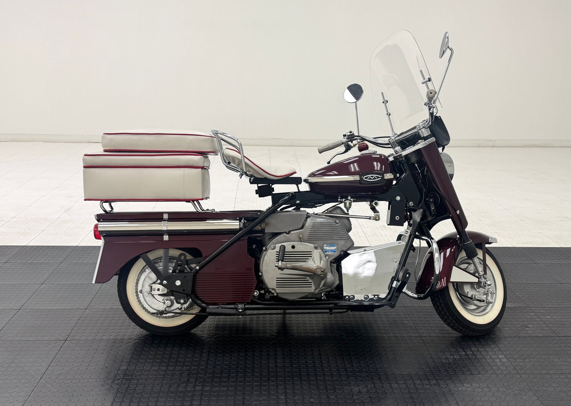 1965 Cushman Eagle, foto 5