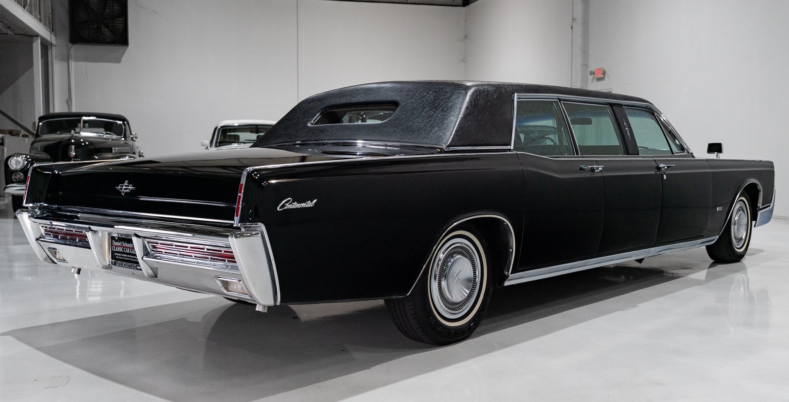 1967 Lincoln Continental - EXECUTIVE LIMOUSINE BY LEHMANN-PETERSON (BUILT FOR AUGUST A. BUSCH OF ANHEUSER-BUSCH) BUILT FOR AUGUST A. BUSCH OF ANHEUSER-BUSCH, foto 12