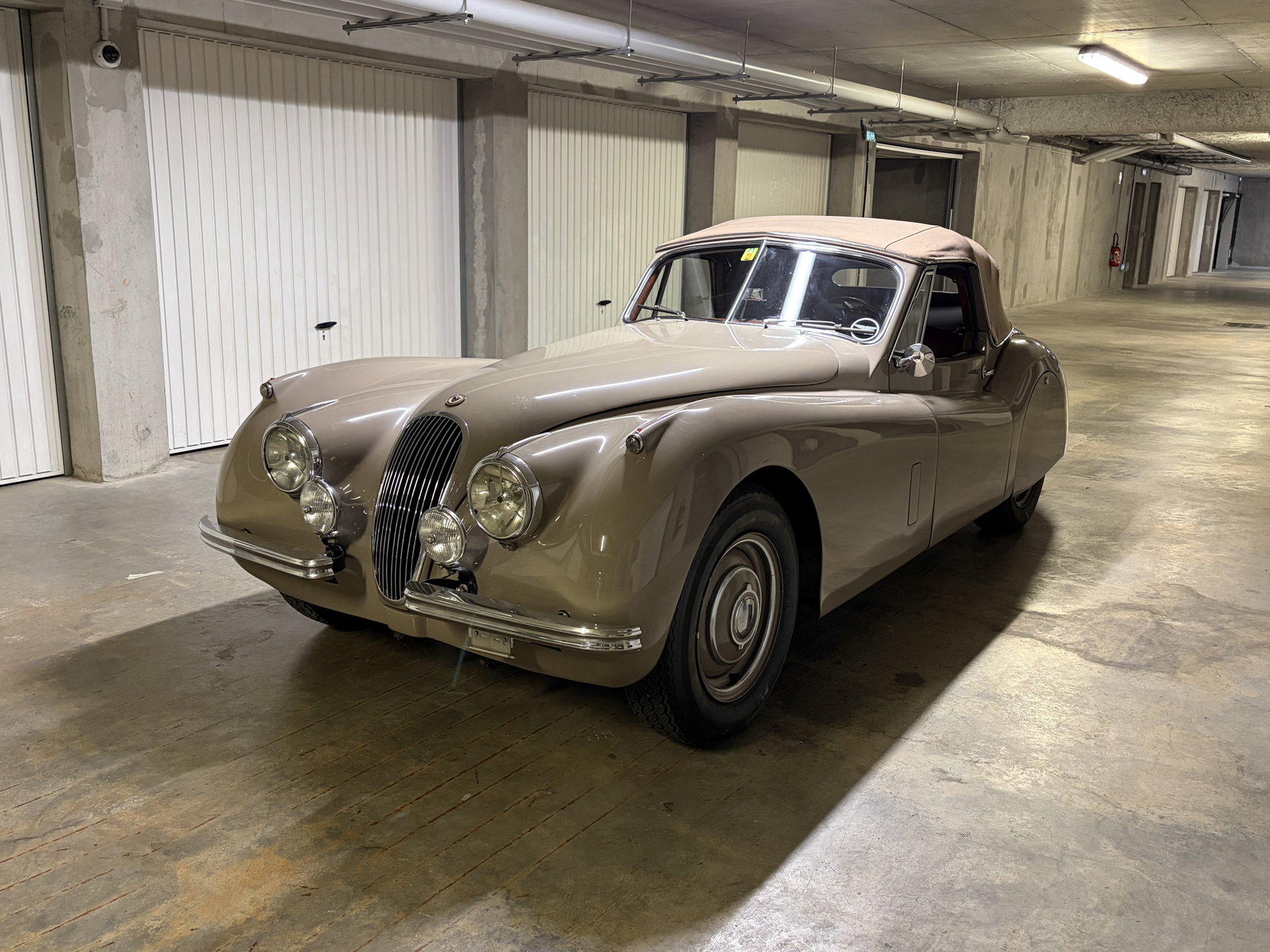 1953 Jaguar XK 120 - Drophead Coupe DHC LHD, foto 4