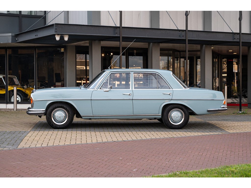 1966 Mercedes-Benz S-Class W111/112 - 250 SE (W108), foto 2