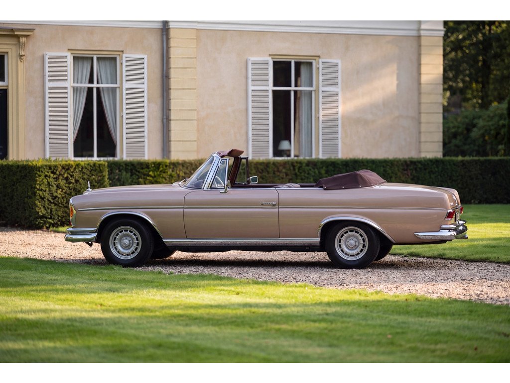 1963 Mercedes-Benz S-Class W111/112 - 220 SE W111 Cabriolet, foto 8