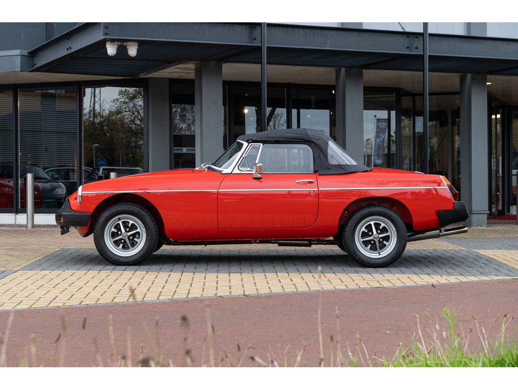 1975 MG B - MGB 1.8, foto 2