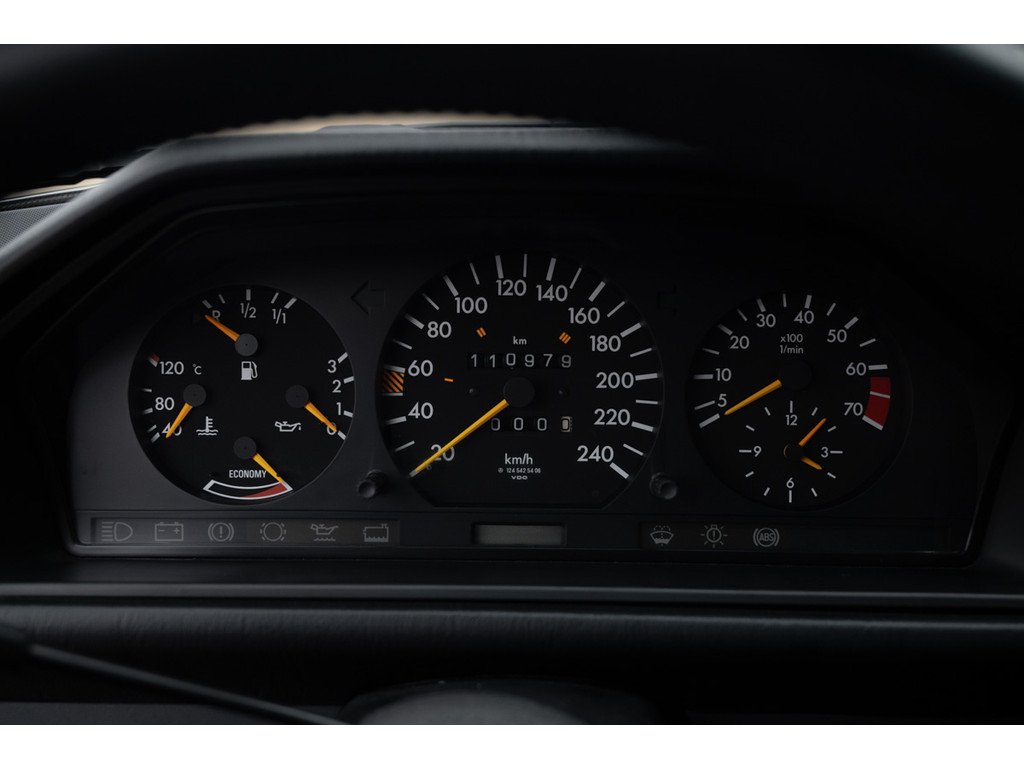 1986 Mercedes-Benz E-Class - 300E (W124) Lorinser, foto 8