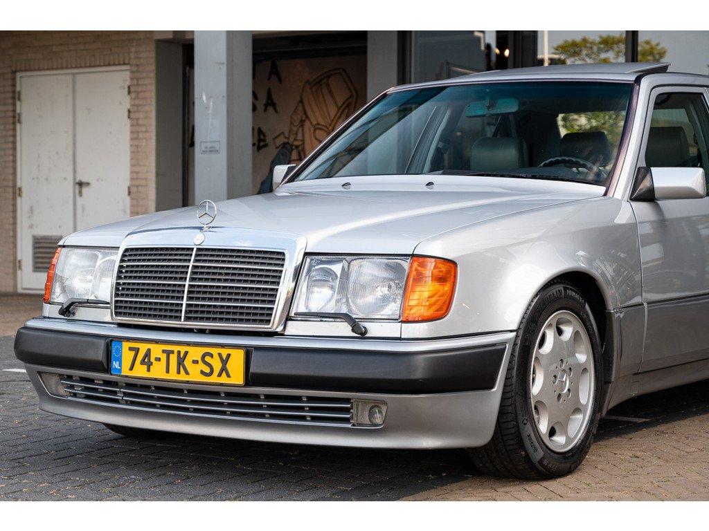 1992 Mercedes-Benz E-Class - 500E, foto 2