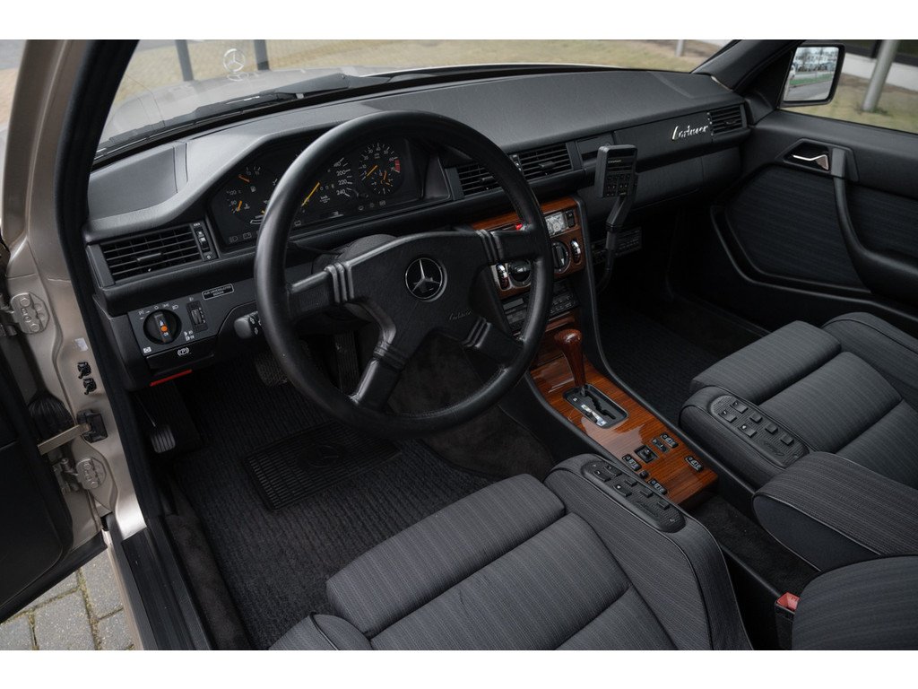 1986 Mercedes-Benz E-Class - 300E (W124) Lorinser, foto 6