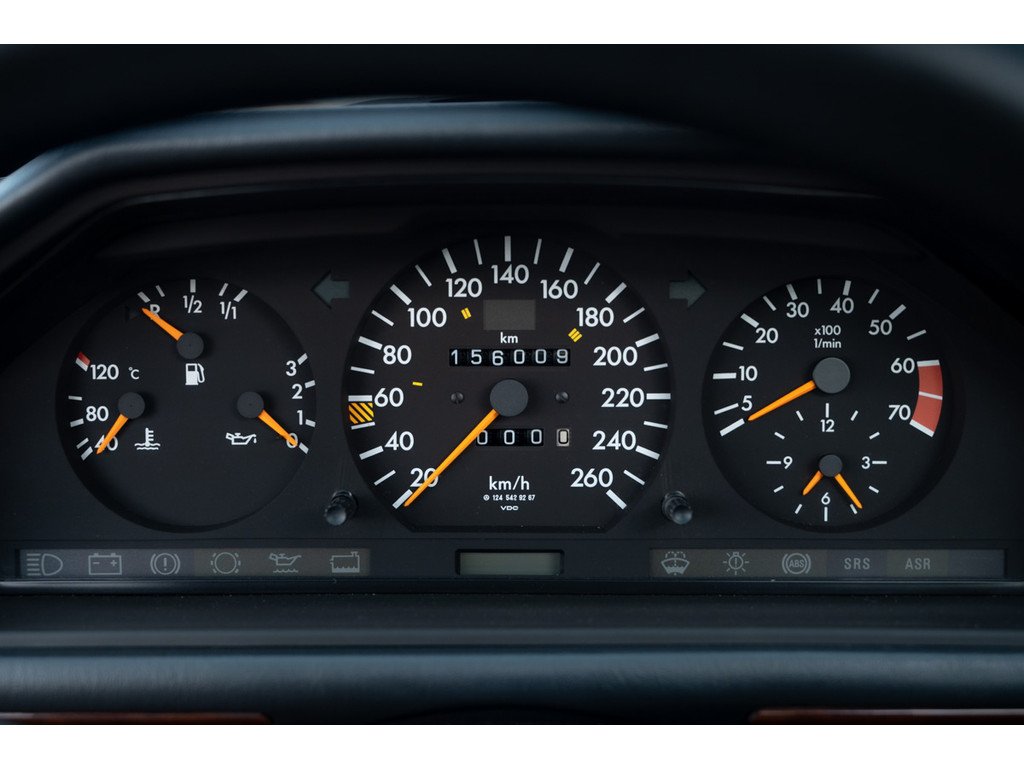 1992 Mercedes-Benz E-Class - 500E, foto 8