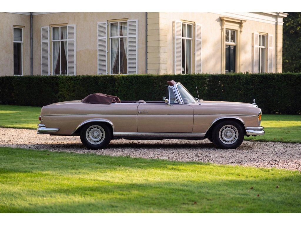 1963 Mercedes-Benz S-Class W111/112 - 220 SE W111 Cabriolet, foto 9