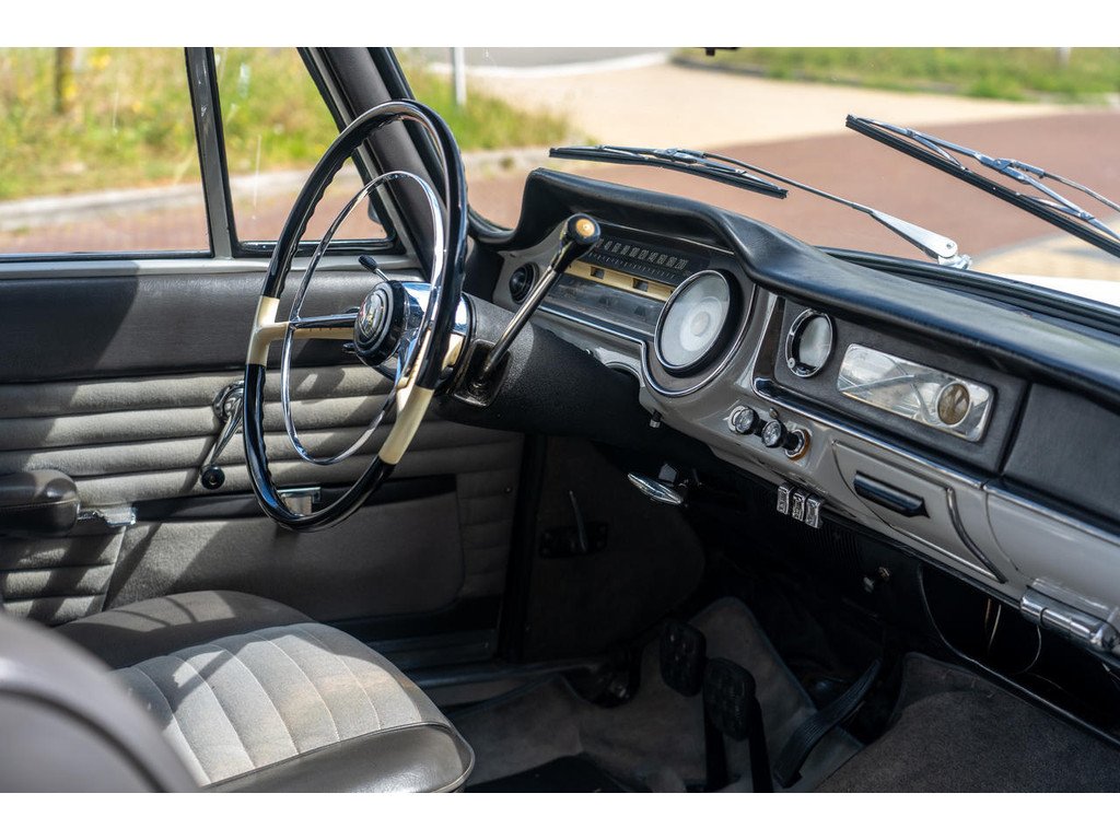 1966 Alfa Romeo 2600 - Berlina, foto 4