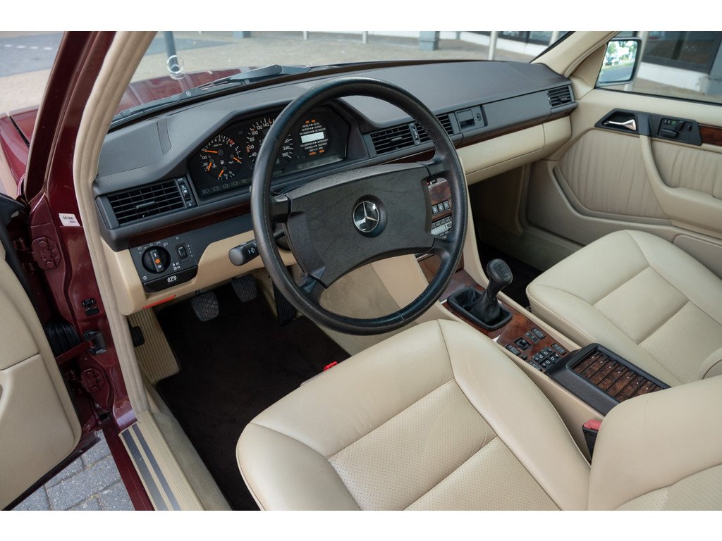 1991 Mercedes-Benz E-Class - 300E-24 W124, foto 6