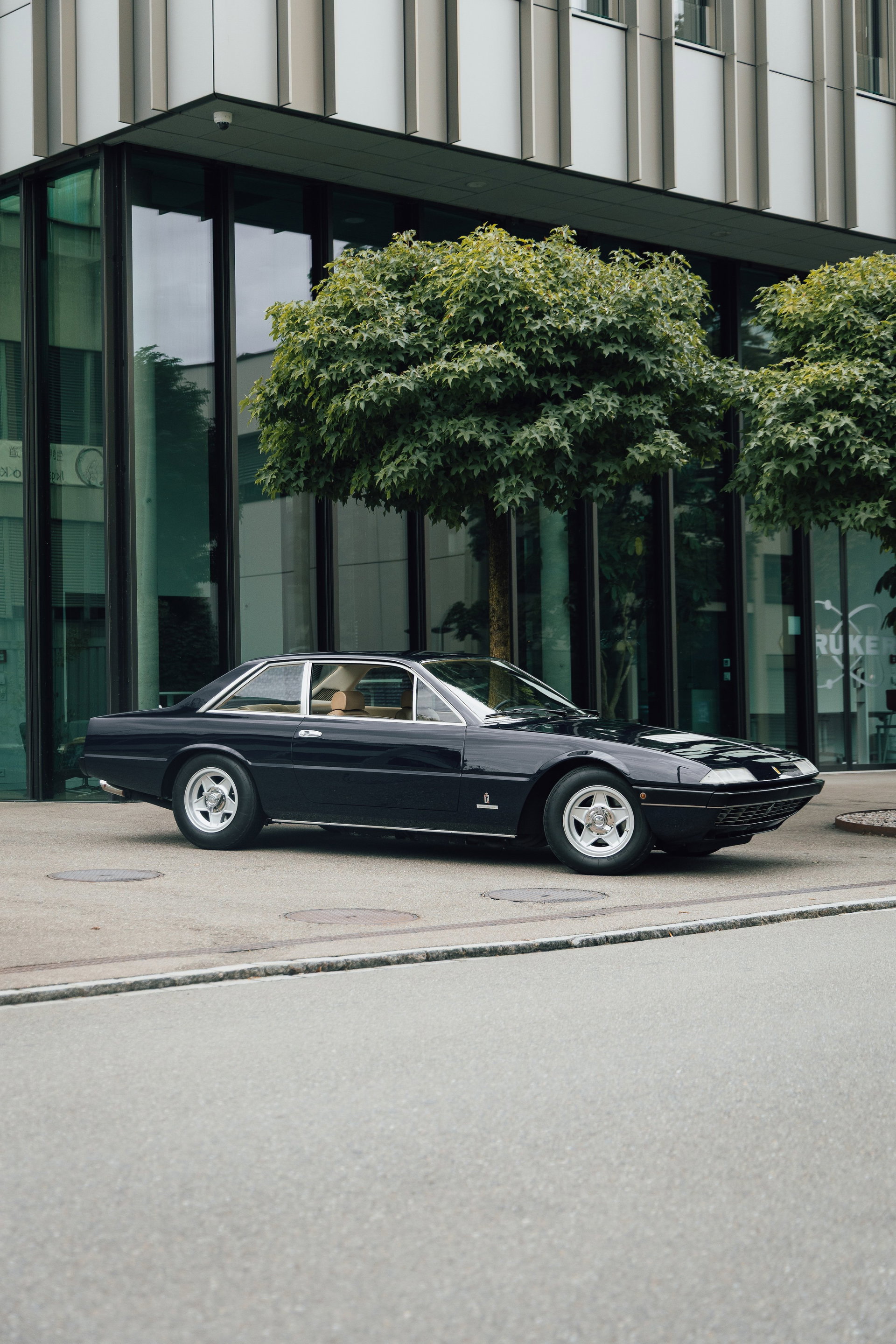 1974 Ferrari 365 - GT4 2+2, foto 2