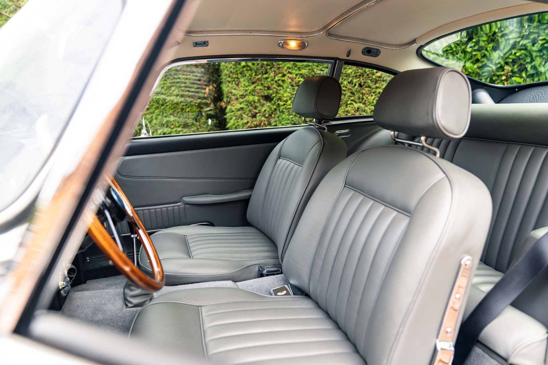 1963 Aston Martin DB5 - Factory LHD 4.2 Vantage Spec, foto 10