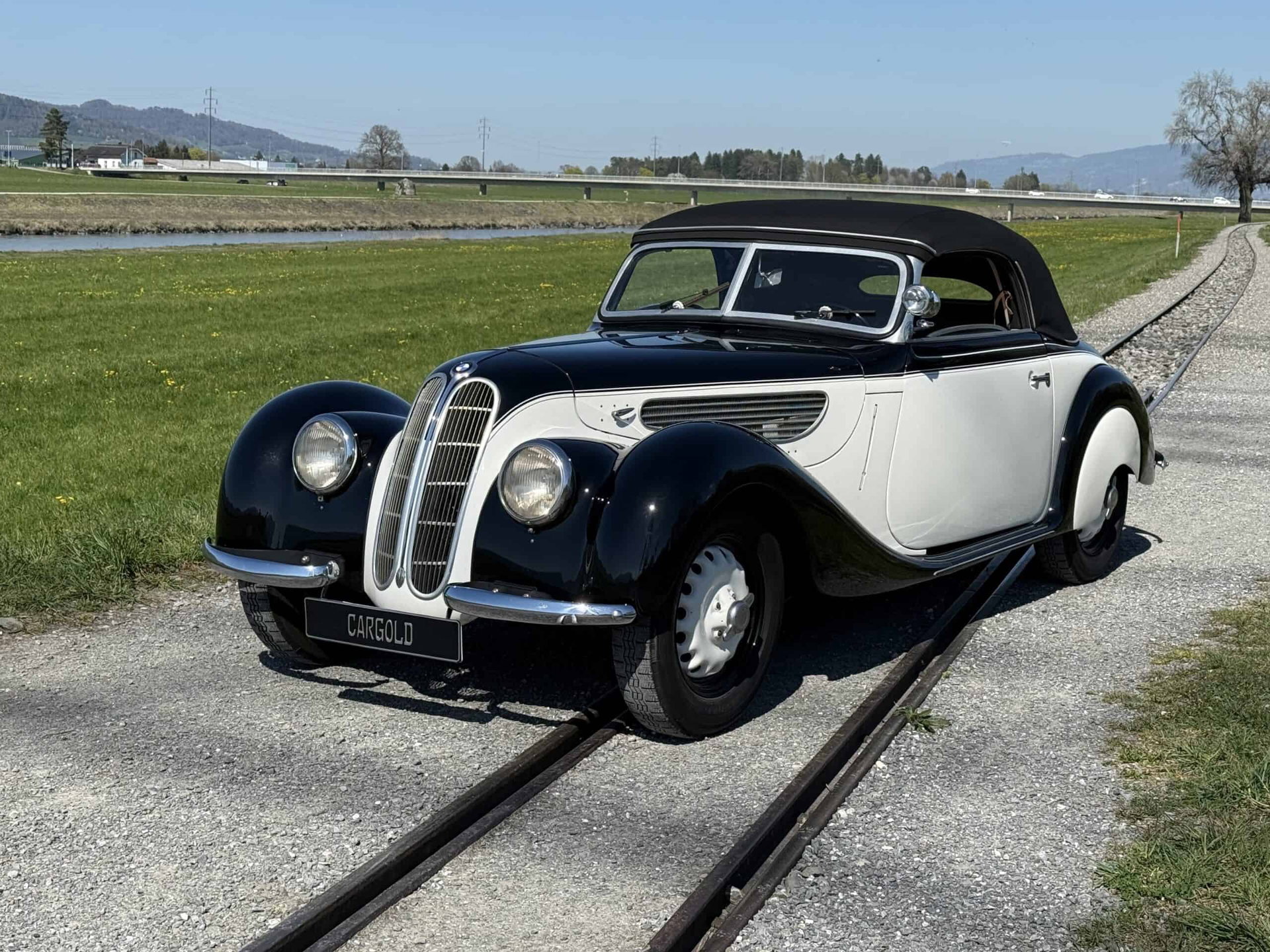 1938 BMW 327 - VOLLSTÄNDIG RESTAURIERT / KOMPLETTE HISTORIE CH, foto 1