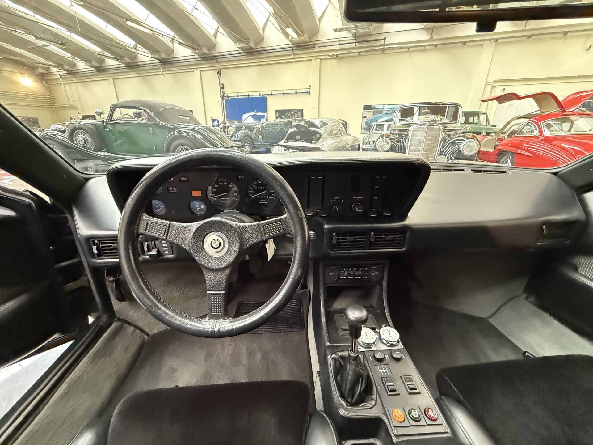 1980 BMW M1 - ERST 18.140 KM / SPORTSITZE, foto 10