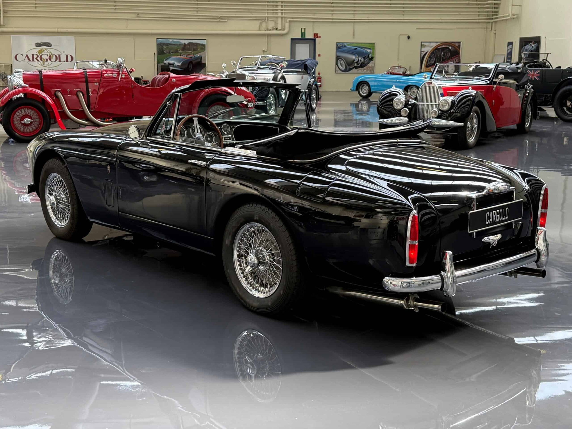 1959 Aston Martin DB2/4 - Matching Numbers / Twin Exhaust / Originaler Linkslenker, foto 8