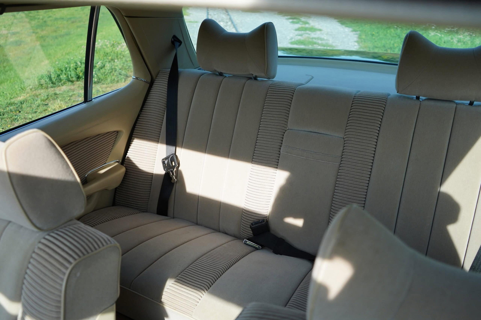1979 Mercedes-Benz S-Class - Top-Ausstattung / Klimaautomatik / ABS / Velours, foto 5