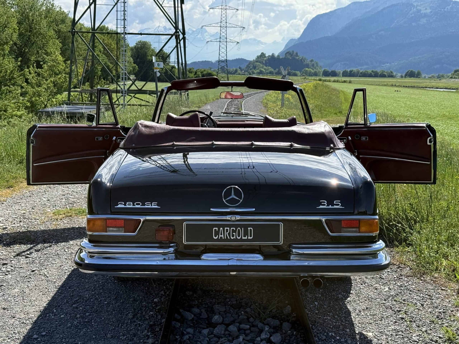 1970 Mercedes-Benz S-Class W111/112 - DEUTSCHE ERSTAUSLIEFERUNG / Komplett belegbare Historie, foto 8