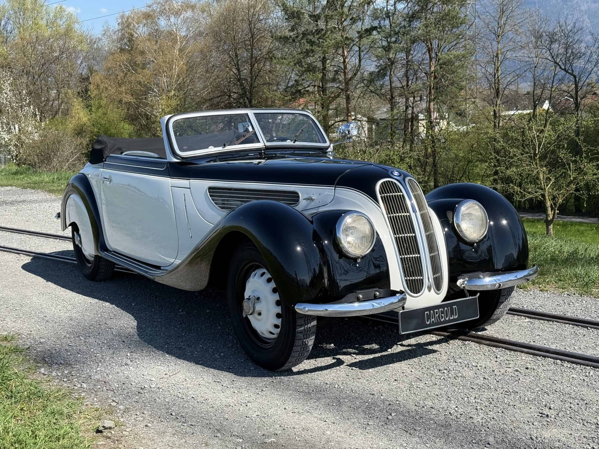 1938 BMW 327 - VOLLSTÄNDIG RESTAURIERT / KOMPLETTE HISTORIE CH, foto 5