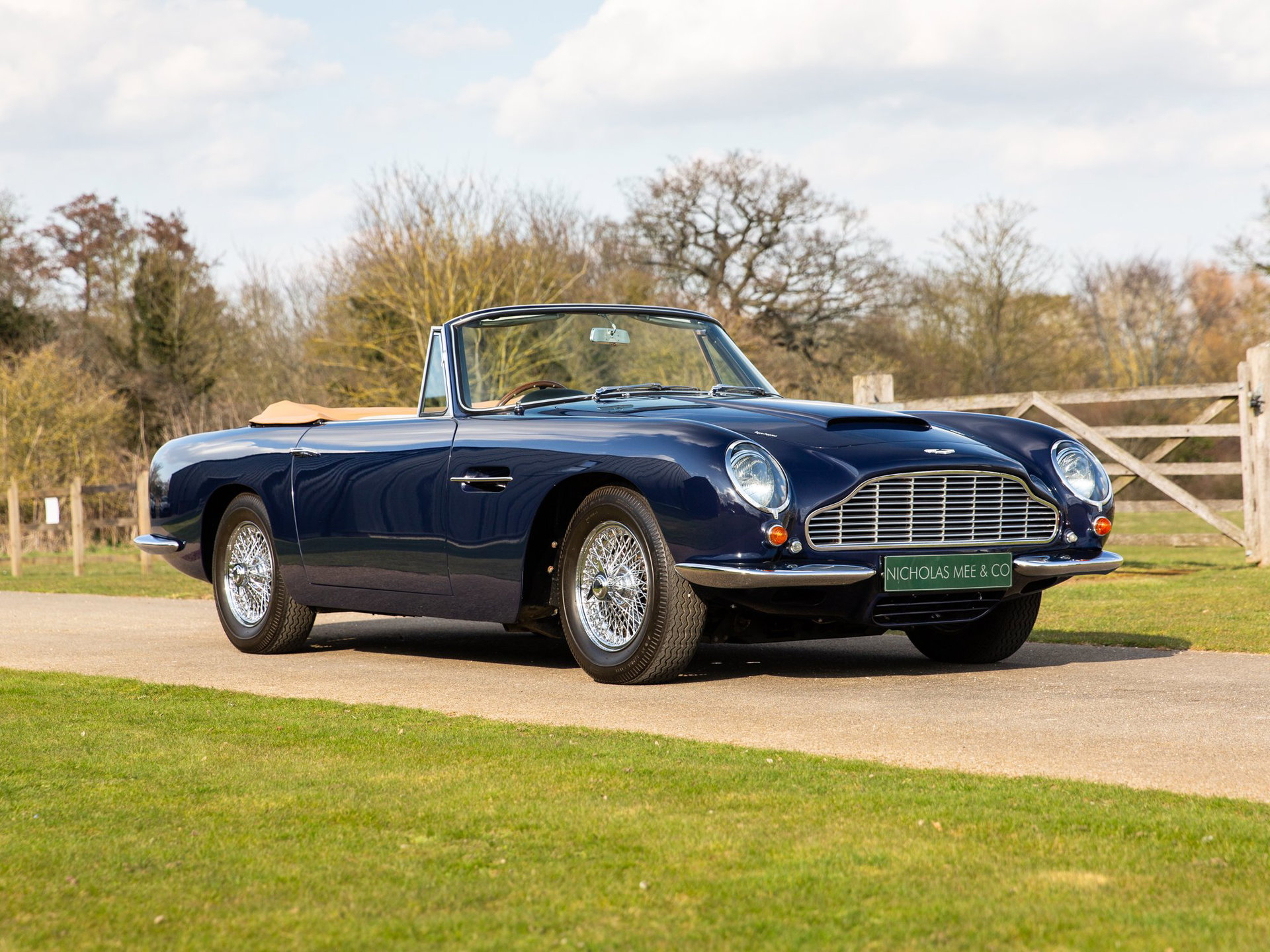 1967 Aston Martin DB6 - Volante, foto 1