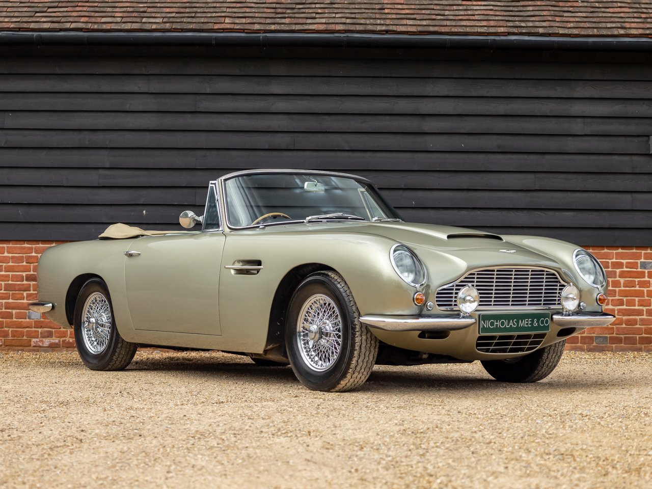 1969 Aston Martin DB6 - Volante, foto 1