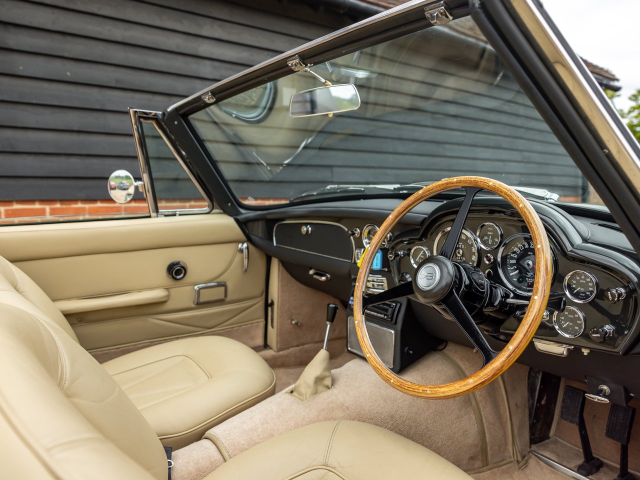 1969 Aston Martin DB6 - Volante, foto 5