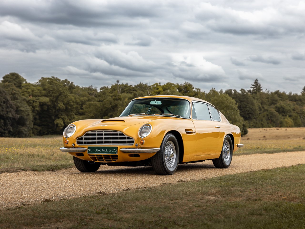 1970 Aston Martin DB6 - MK2, foto 2
