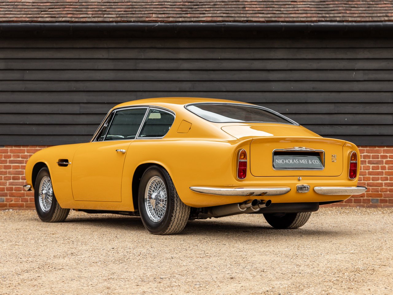 1970 Aston Martin DB6 - MK2, foto 4