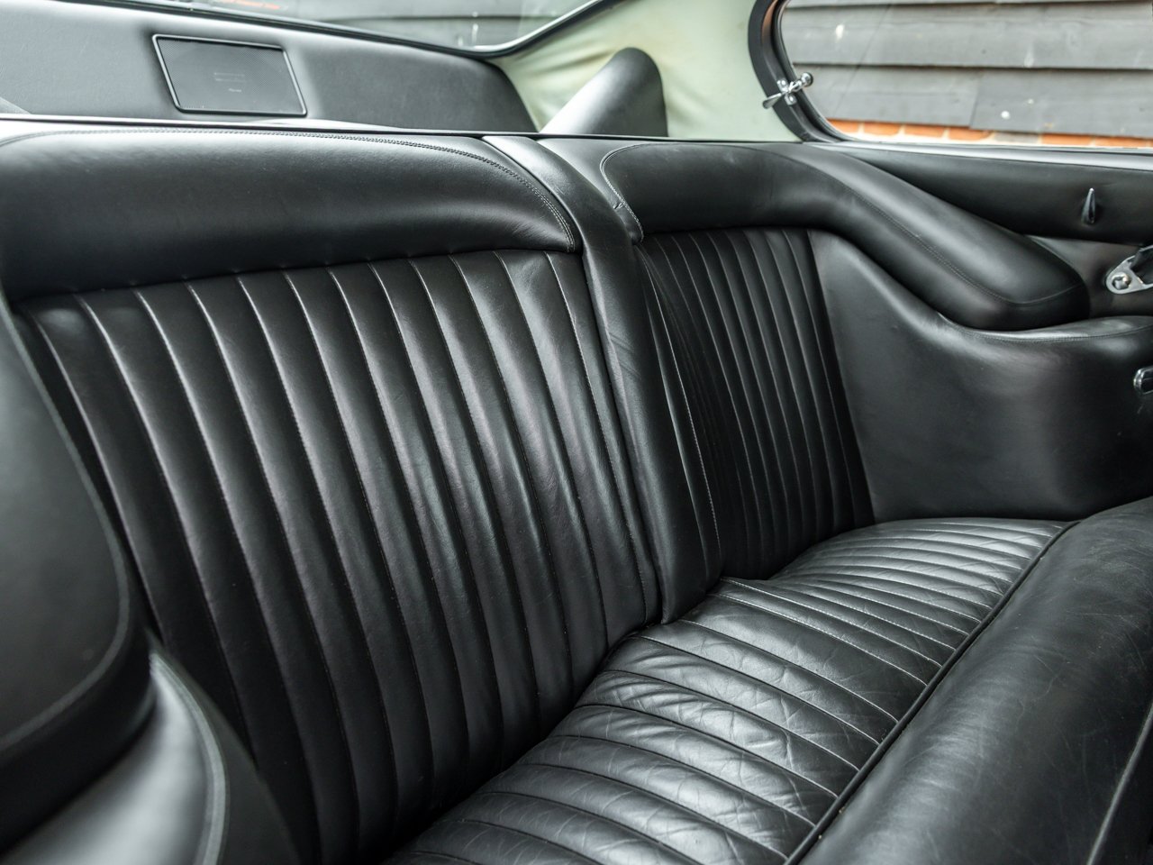 1970 Aston Martin DB6 - MK2, foto 9