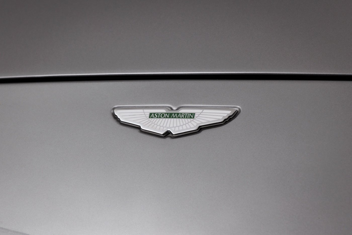 2001 Aston Martin Vanquish - V12 Vanquish, foto 12