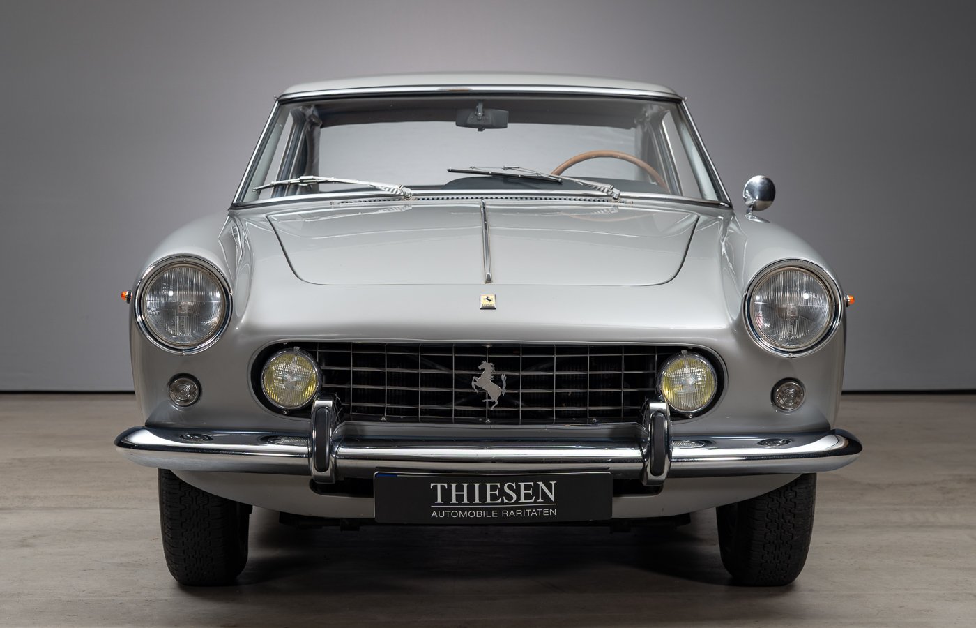1961 Ferrari 250 - 250 GT/E Serie II 2+2 Coupé, foto 2